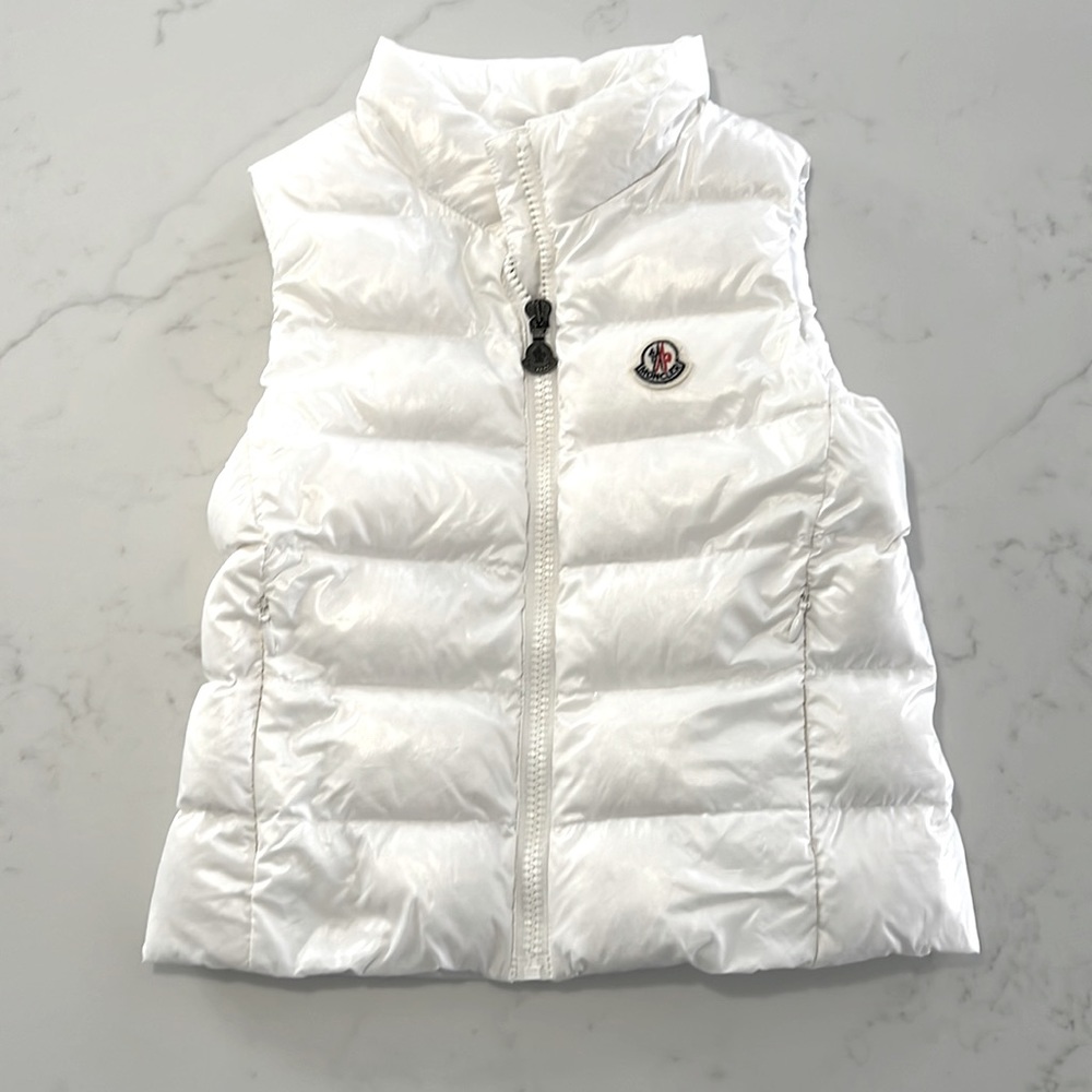 Size 6 excellent condition. Worn three times.